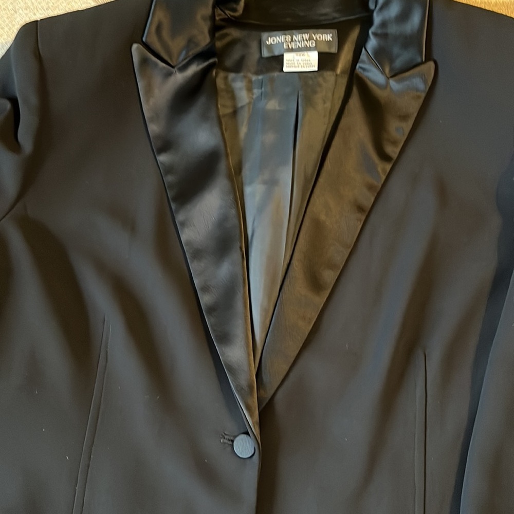 Jones New York Black Satin Lapel Blazer - Picture 15 of 15